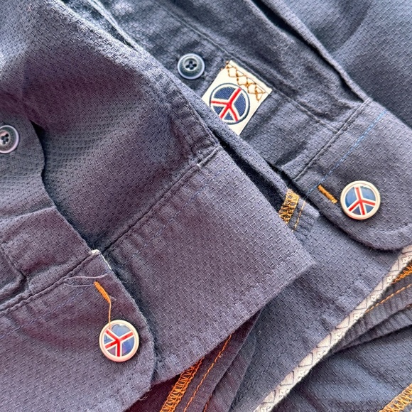 NWT Bag One Arts Men’s Long Sleeve John Lennon Inspired Instant Karma Shirt - Picture 9 of 9